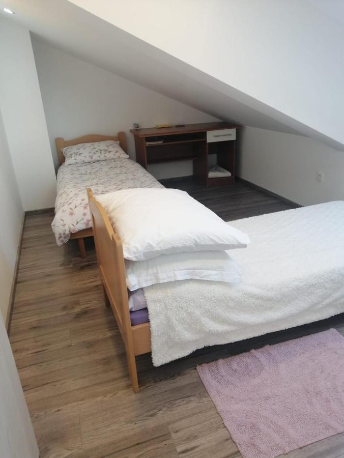 Apartman Dunatov Preko Kültér fotó